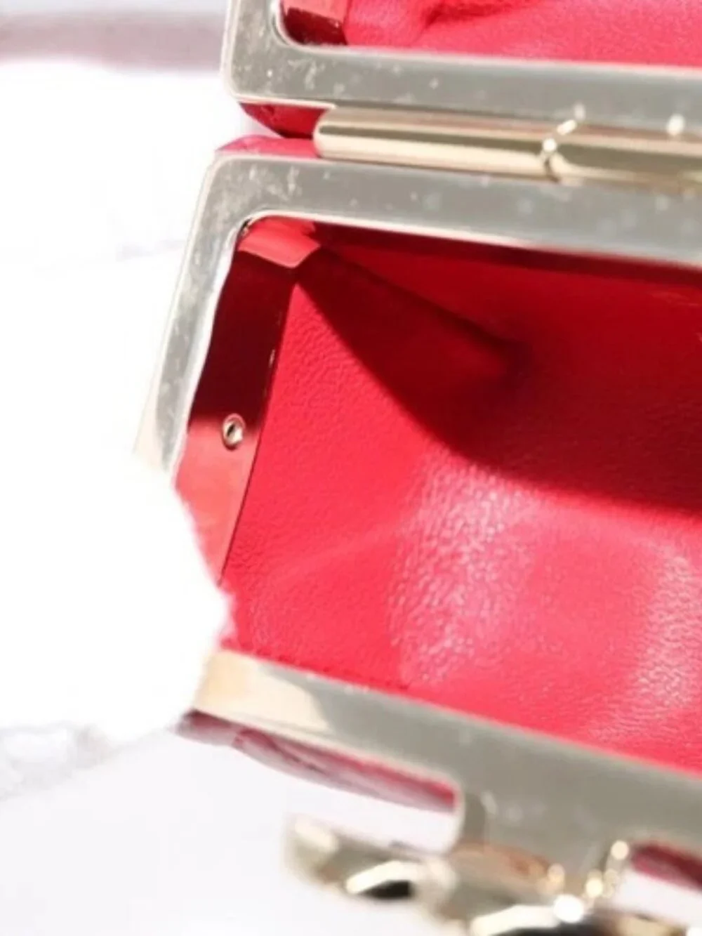 CHANEL Small Box Matelasse Chain Pouch Lamb Skin Red CC Auth 108916AV
